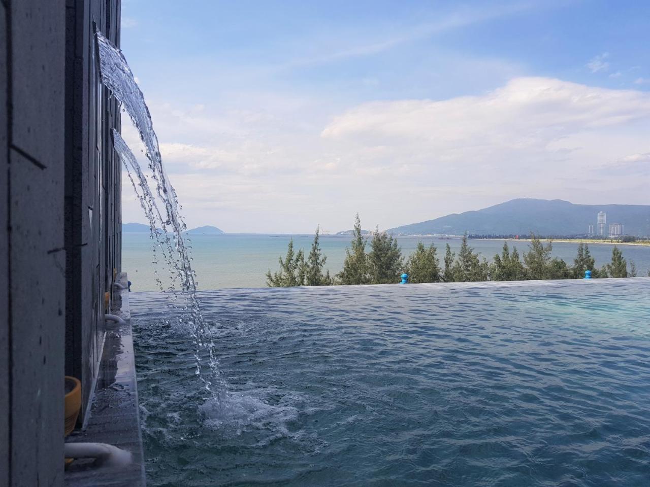 Santori Hotel Da Nang Bay Exterior photo