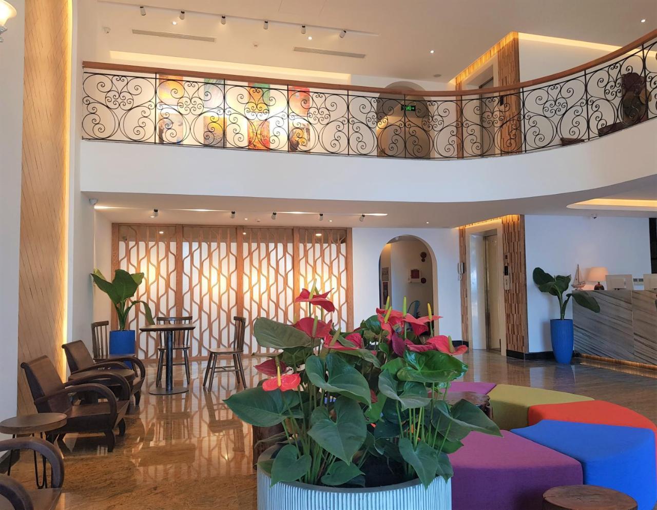 Santori Hotel Da Nang Bay Exterior photo