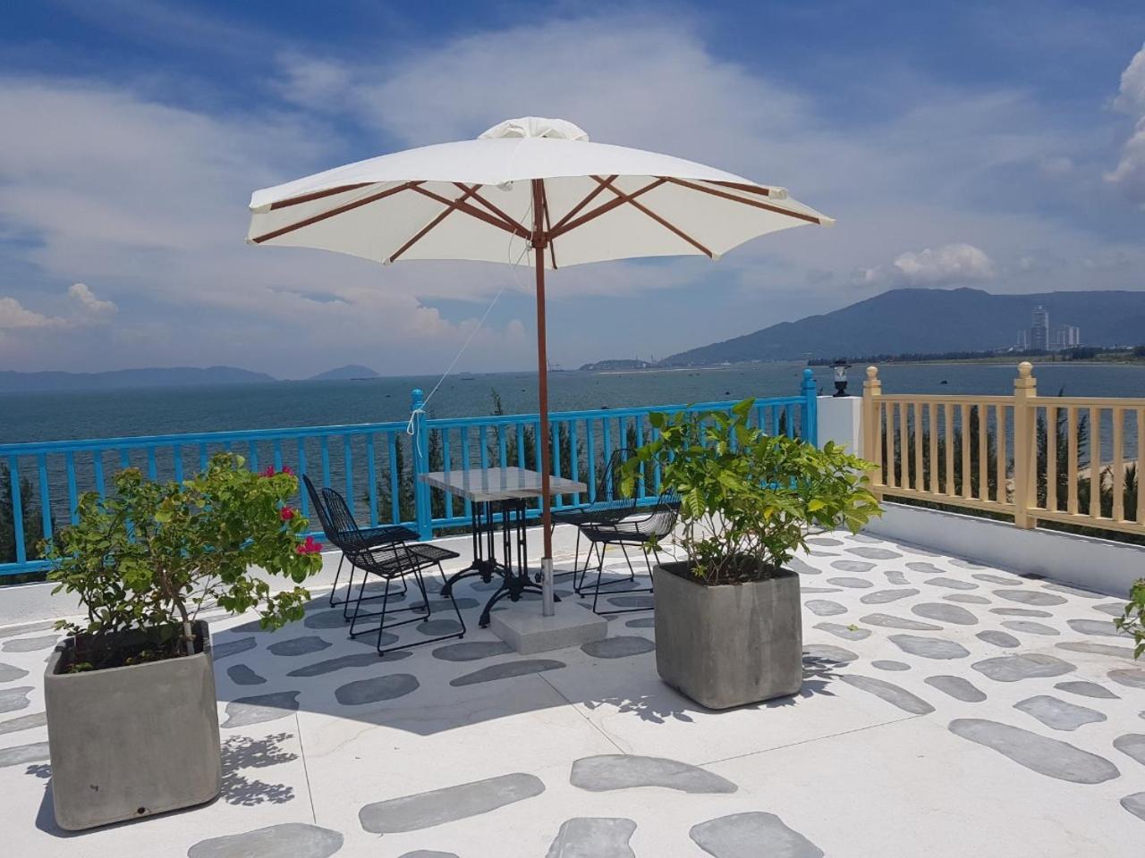Santori Hotel Da Nang Bay Exterior photo